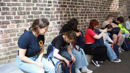 Ukrainian students receiving school kits in Germany