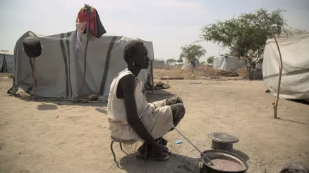 Lateral view of woman in IDP camp in South Sudan
