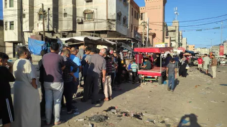 Gaza_LongQueueForBread