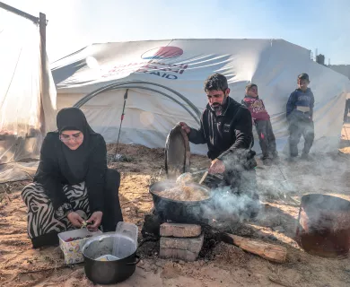 This family used to live in the al-Shati refugee camp in Gaza City, before being forced to flee to the southern Gaza Strip, leaving behind all their possessions. They currently shelter under a tent made of plastic sheets, in a makeshift camp near Rafah, close to the Egyptian border.